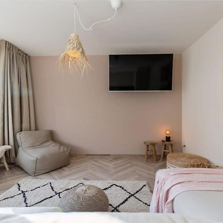 Alejandro - Lovely 2 Bedroom Apartment In Oostende Eksteriør billede