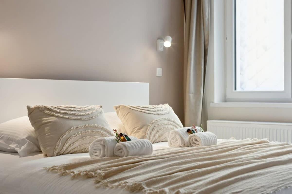 Alejandro - Lovely 2 Bedroom Apartment In Oostende Eksteriør billede